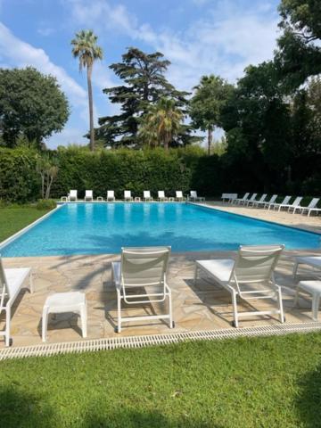 T2 Avec Terrasse Et Jardin Apartman Cannes Kültér fotó